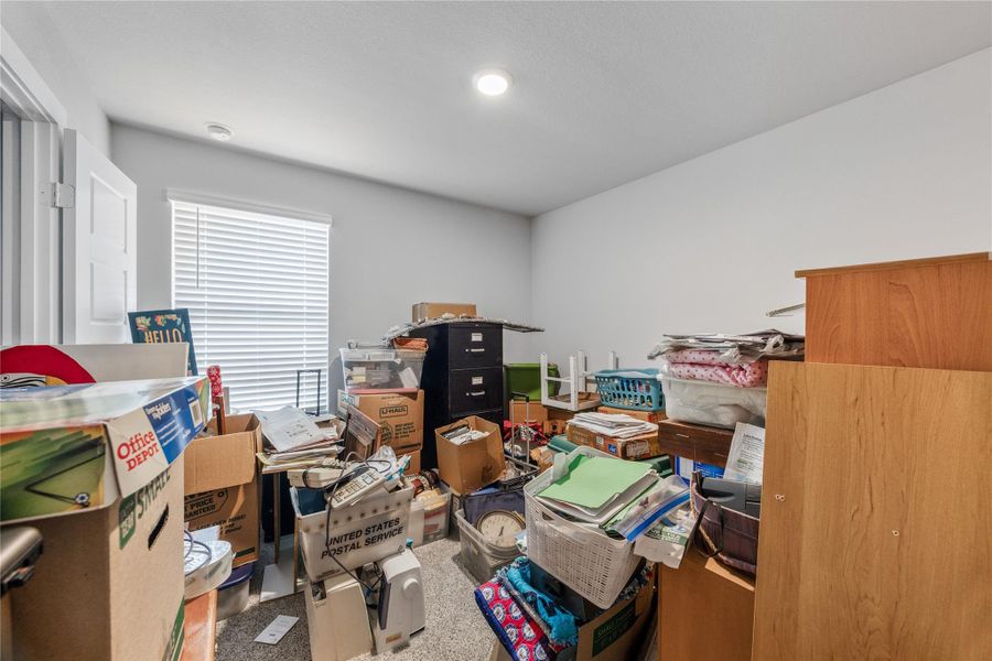 4th bedroom used for craft room and storage.