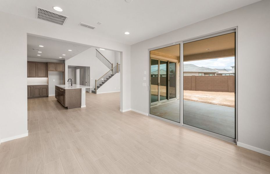 Spacious, unfurnished interior of a new home in Artisan at Asante, Surprise (Image 17).