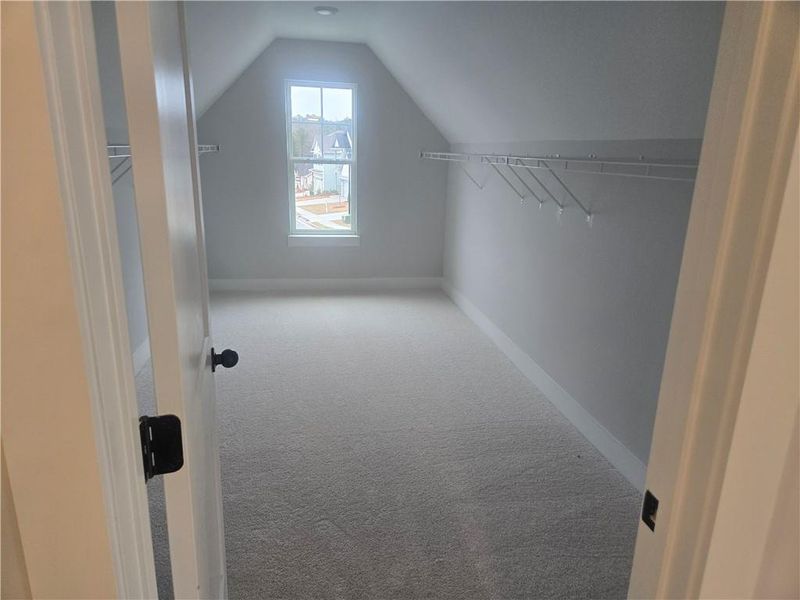 Spacious, unfurnished interior of a new home in Twin Lakes, Hoschton (Image 23). Spacious, unfurnished interior of a new home in Twin Lakes, Hoschton (Image 23).