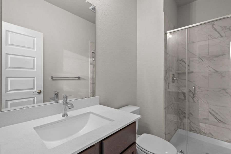 Furnished interior view inside a new home in Briarwood Crossing, Rosenberg (Image 7). Furnished interior view inside a new home in Briarwood Crossing, Rosenberg (Image 7).