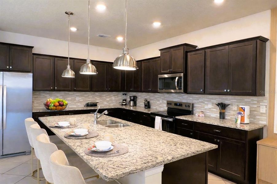 Furnished interior view inside a new home in , Clermont (Image 16).