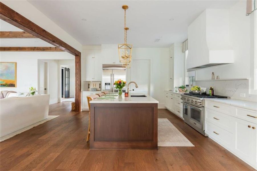Furnished interior view inside a new home in Barrington Place, Roswell (Image 19). Furnished interior view inside a new home in Barrington Place, Roswell (Image 19).