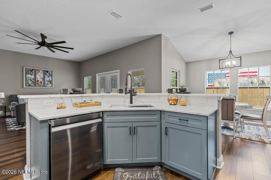 Furnished interior view inside a new home in , Callahan (Image 27).