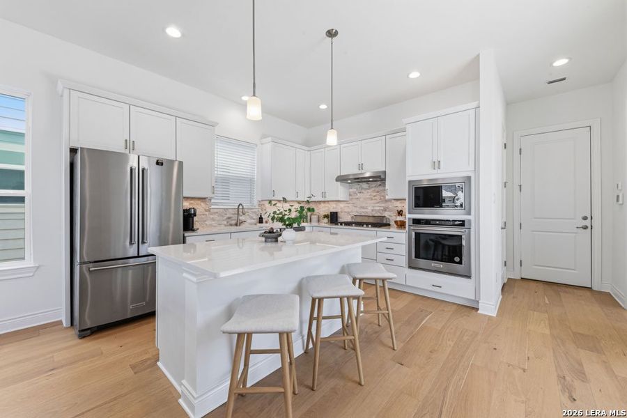 Furnished interior view inside a new home in Town Creek, New Braunfels (Image 18). Furnished interior view inside a new home in Town Creek, New Braunfels (Image 18).