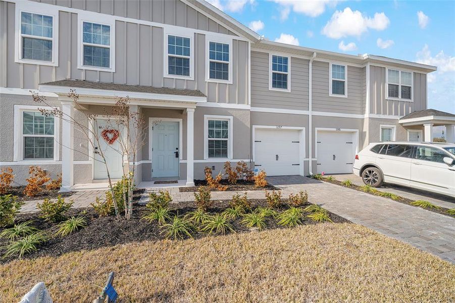 Exterior details and patio area of a home in , Lady Lake (Image 3). Exterior details and patio area of a home in , Lady Lake (Image 3).