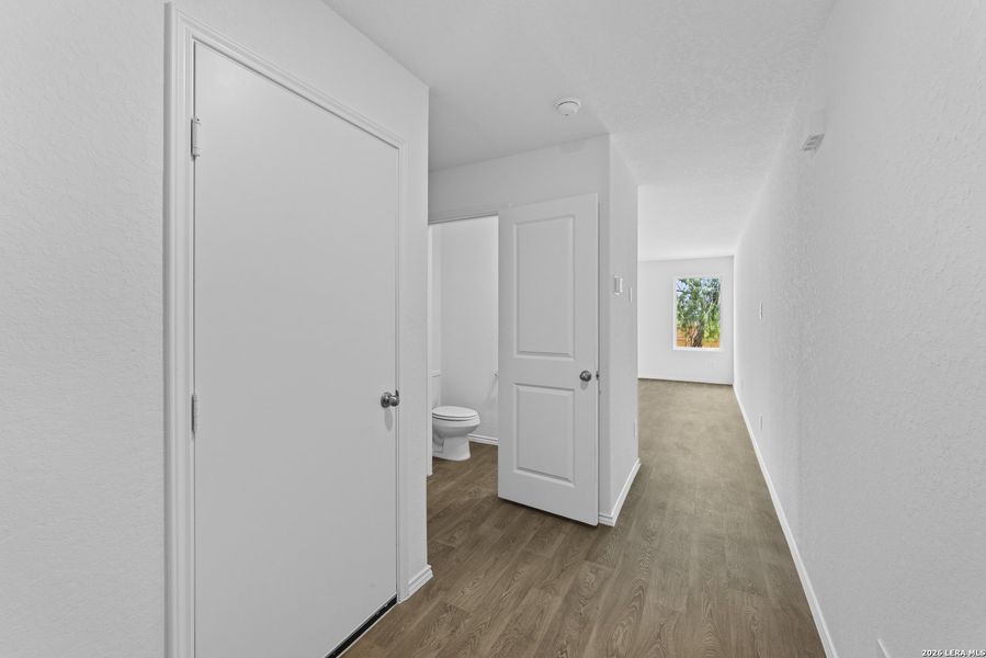 Spacious, unfurnished interior of a new home in Blue Ridge Ranch, San Antonio (Image 11). Spacious, unfurnished interior of a new home in Blue Ridge Ranch, San Antonio (Image 11).