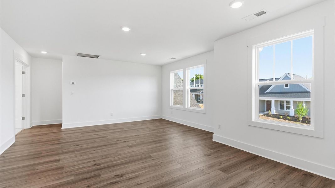 Furnished interior view inside a new home in Benjamin's Grove, Woodruff (Image 23).