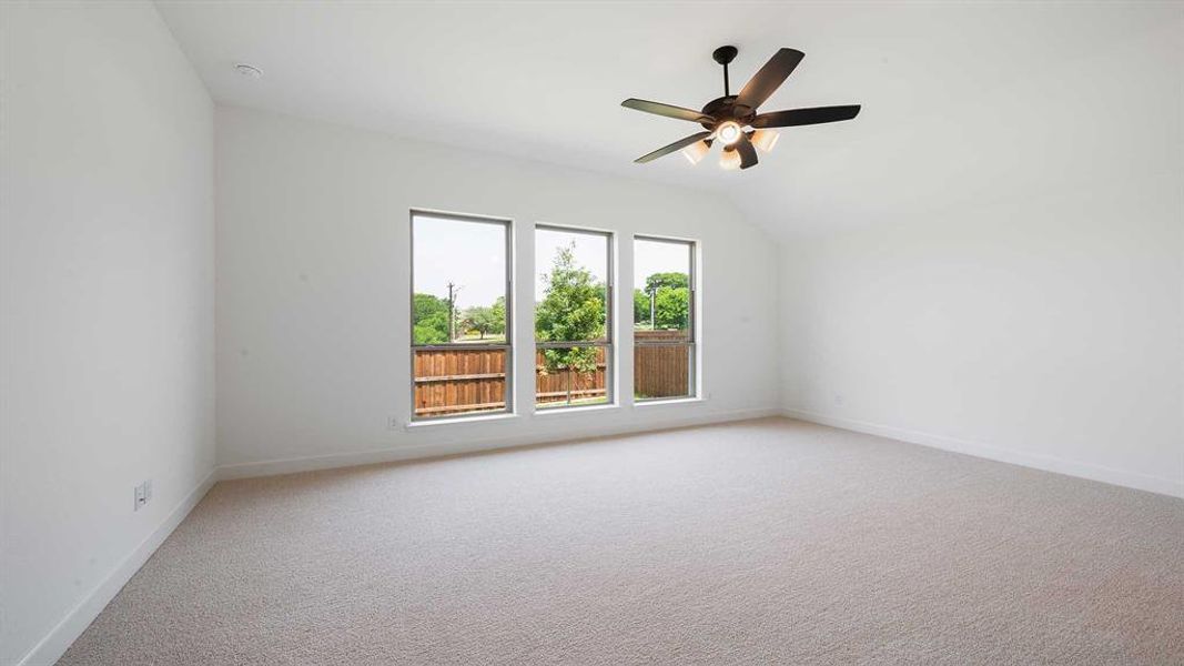 Spacious, unfurnished interior of a new home in Hillstead, Lavon (Image 20).