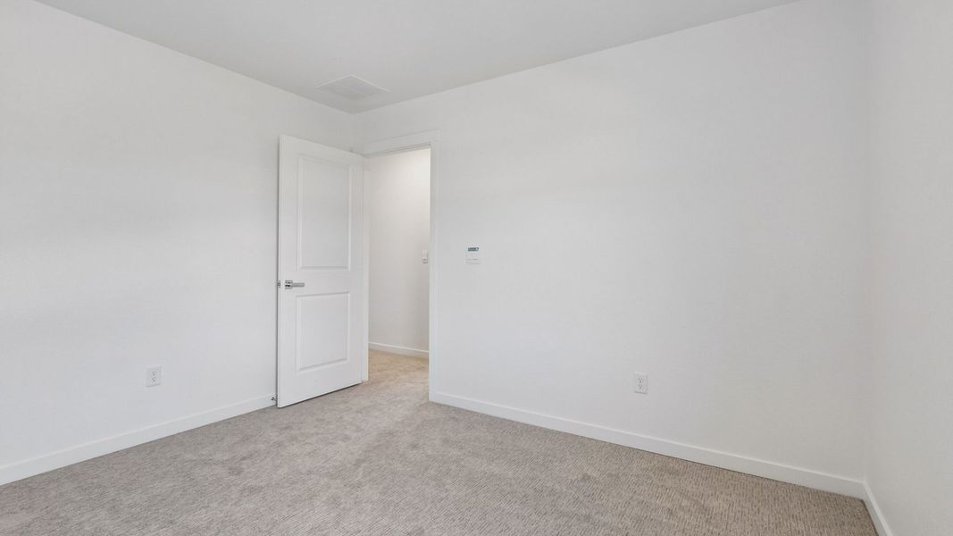 Spacious, unfurnished interior of a new home in Granary, Johnstown (Image 19).