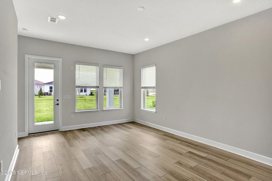 Spacious, unfurnished interior of a new home in , St. Augustine (Image 12).