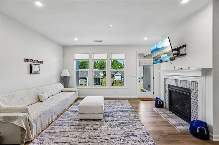 Furnished interior view inside a new home in Poplar Place, Dallas (Image 13).