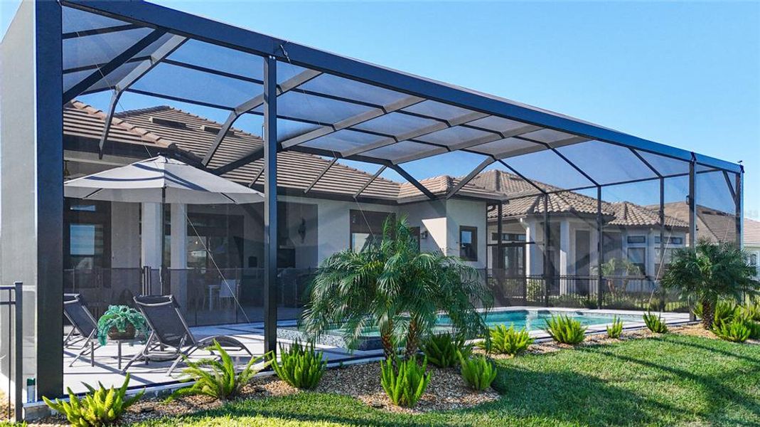 Exterior details and patio area of a home in , Wesley Chapel (Image 30).