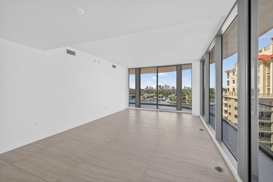 Spacious, unfurnished interior of a new home in , Fort Lauderdale (Image 39). Spacious, unfurnished interior of a new home in , Fort Lauderdale (Image 39).