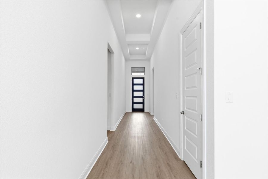 Spacious, unfurnished interior of a new home in Retreat at San Gabriel, Georgetown (Image 23).