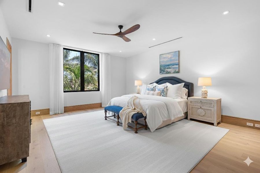 Furnished interior view inside a new home in , Manalapan (Image 36).