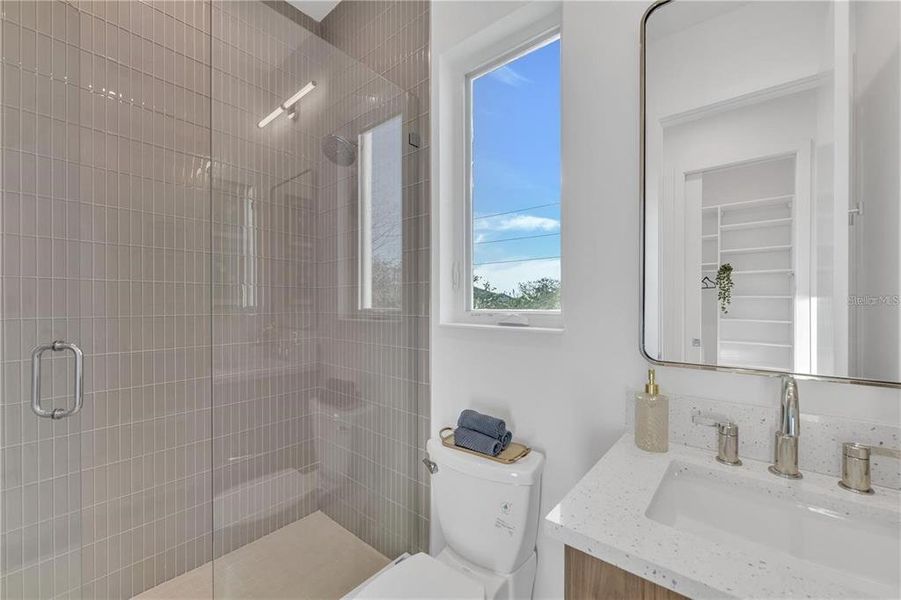 Furnished interior view inside a new home in , Sarasota (Image 80).