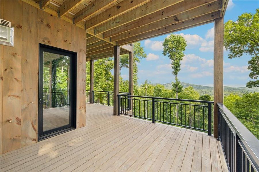 Exterior details and patio area of a home in , Blairsville (Image 20).