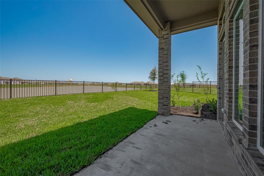 Exterior details and patio area of a home in Lago Mar, Texas City (Image 25). Exterior details and patio area of a home in Lago Mar, Texas City (Image 25).