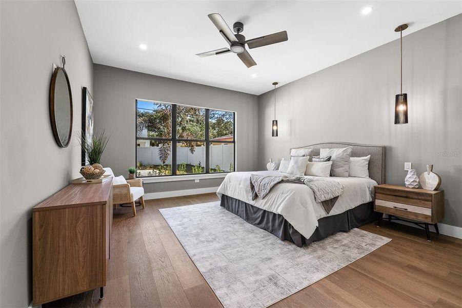 Furnished interior view inside a new home in , Orlando (Image 16).