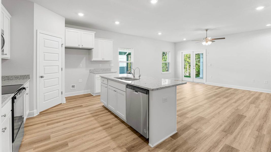 Furnished interior view inside a new home in Pine Creek and Heron Walk, Port Saint Joe (Image 9). Furnished interior view inside a new home in Pine Creek and Heron Walk, Port Saint Joe (Image 9).