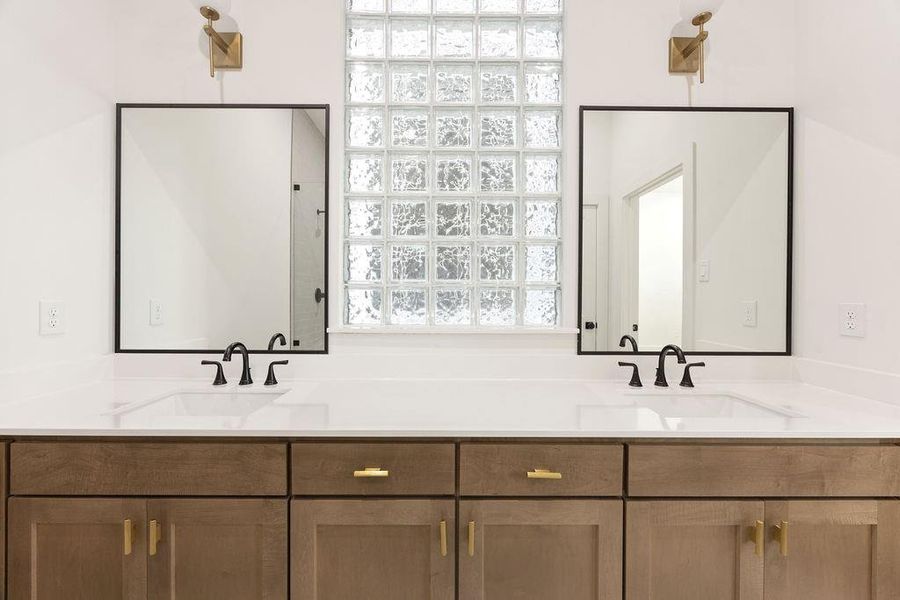 Close-up of interior finishes inside a home in , Houston (Image 13). Close-up of interior finishes inside a home in , Houston (Image 13).