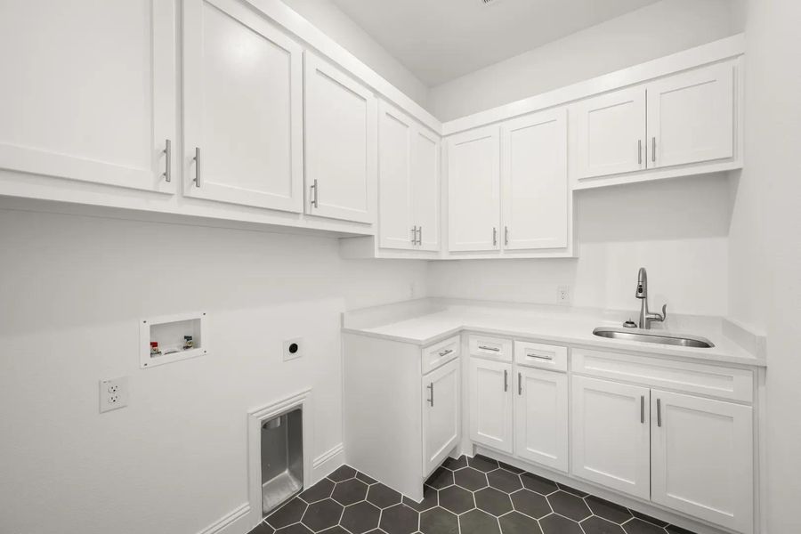 The Violet E Laundry Room The Violet E Laundry Room