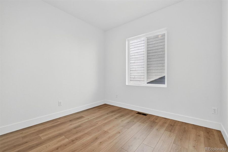 17136 W 92nd Loop ~ Ready Now