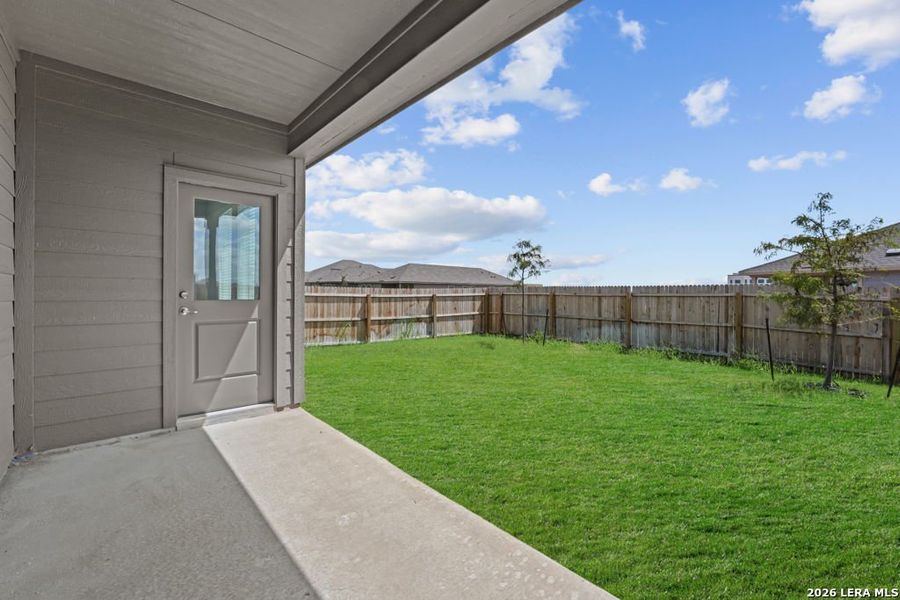 Exterior details and patio area of a home in Vida, San Antonio (Image 3).
