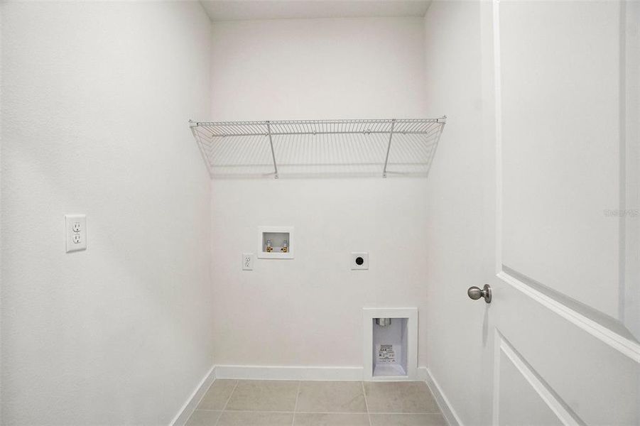 Spacious, unfurnished interior of a new home in Willowbrook North, Winter Haven (Image 19). Spacious, unfurnished interior of a new home in Willowbrook North, Winter Haven (Image 19).
