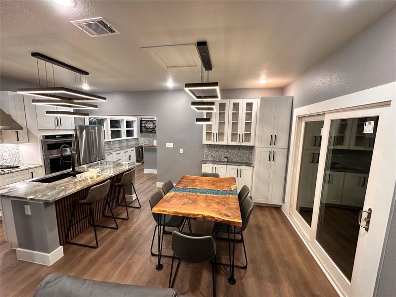 Open concept with modern design , an entertainers dream property Open concept with modern design , an entertainers dream property