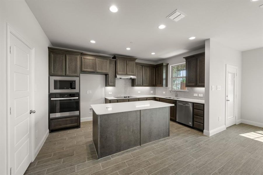 660 Sandiford- Kitchen-2 660 Sandiford- Kitchen-2