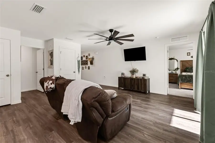 Furnished interior view inside a new home in , North Port (Image 9).