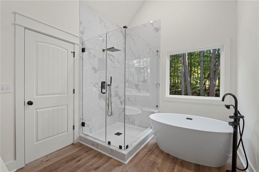 Furnished interior view inside a new home in , Dahlonega (Image 8).