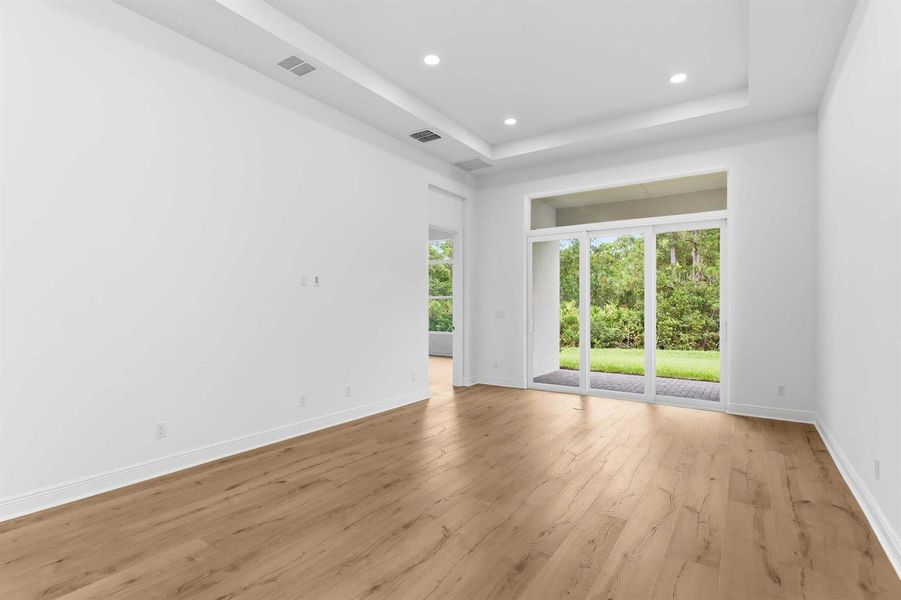150_SE_Cortile_Ave_vacant-22
