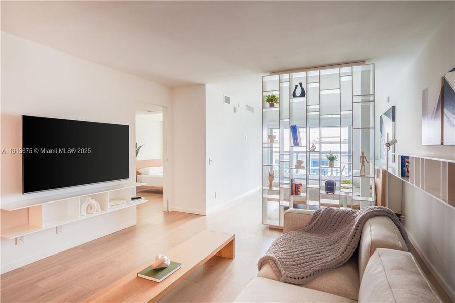 Furnished interior view inside a new home in , Bal Harbour (Image 6).