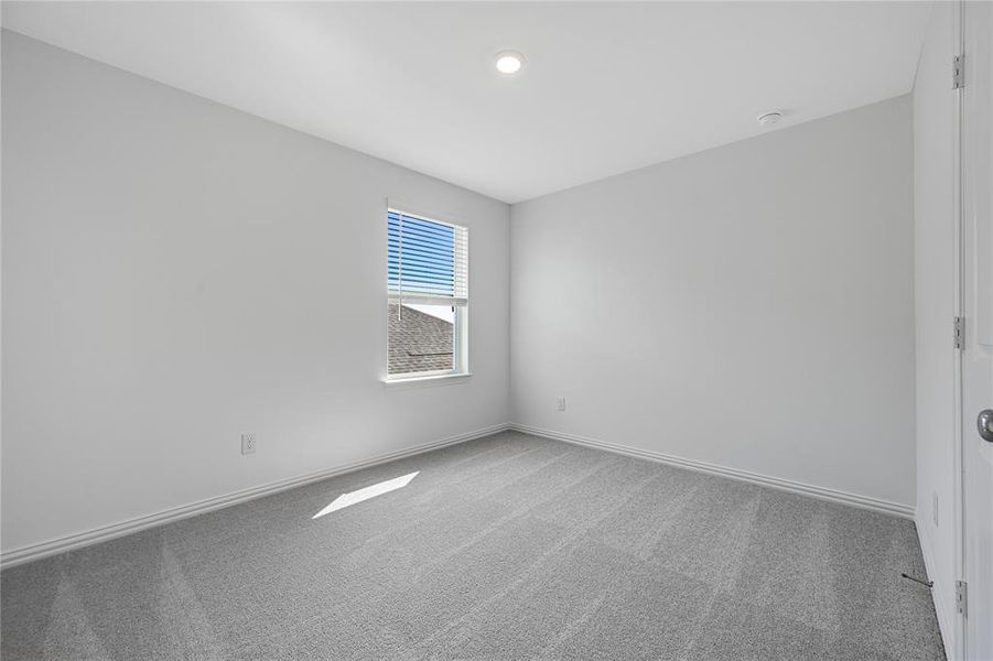 Spacious, unfurnished interior of a new home in River Ridge, Crandall (Image 17).