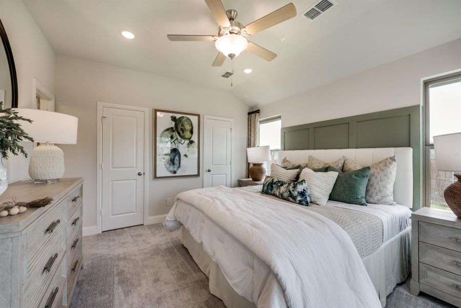 Furnished interior view inside a new home in Town Park, Princeton (Image 8).