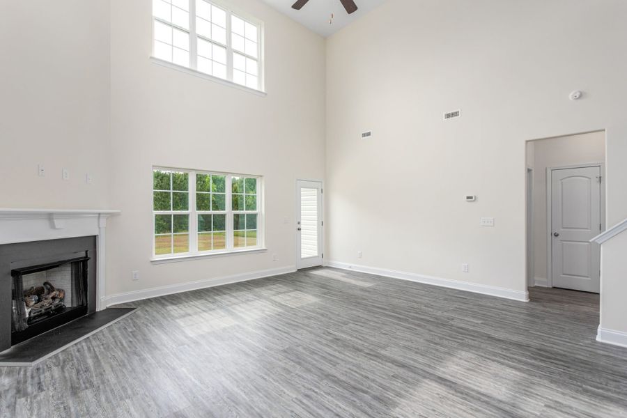 Representative unfurnished interior of a home built from the Jamestown by Keystone Homes NC in Sullivans Reserve, Walkertown (Image 32).