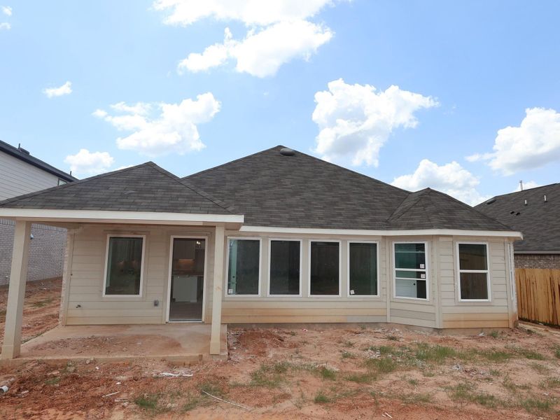 Image 21 of a home in Magnolia Ridge.