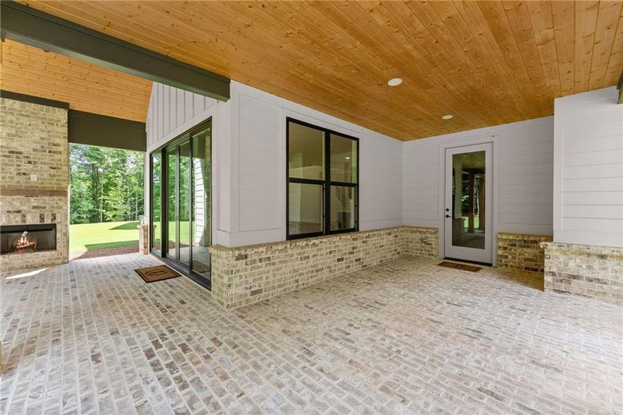 Exterior details and patio area of a home in , Hoschton (Image 30).