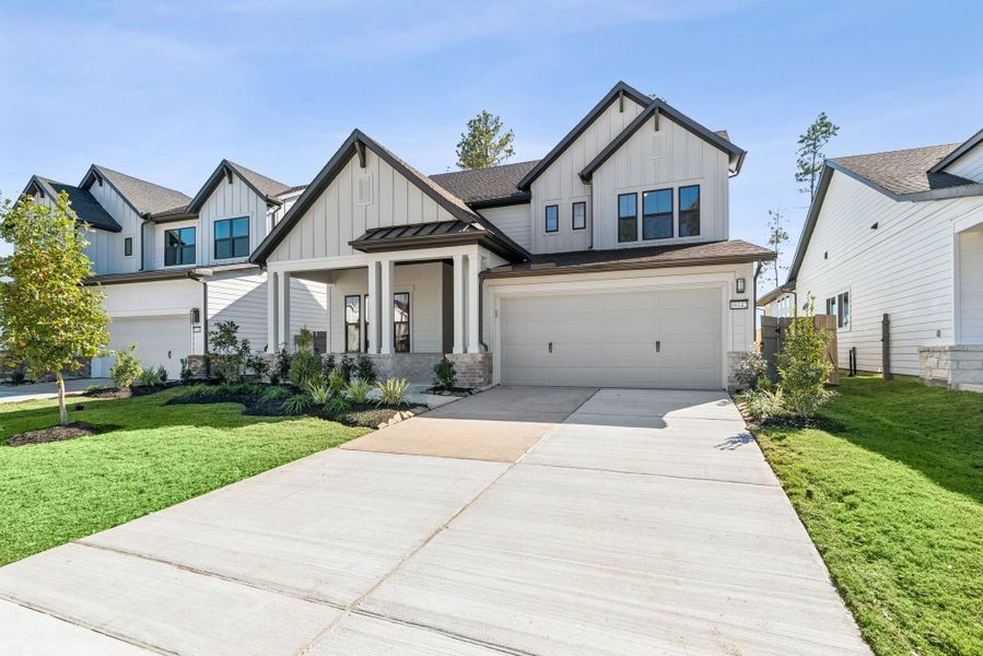 Welcome to The Lavender by David Weekley Homes. Move-In-Ready Now!