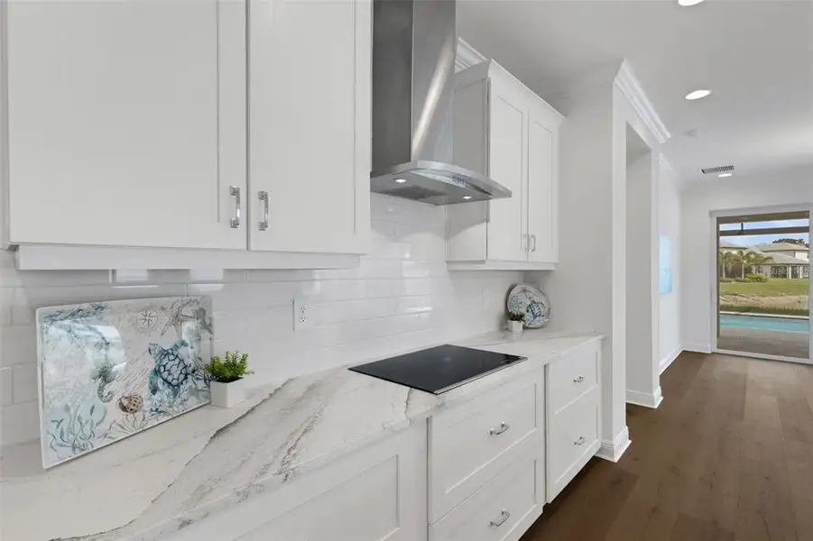 Furnished interior view inside a new home in Cassata Lakes, Nokomis (Image 10).