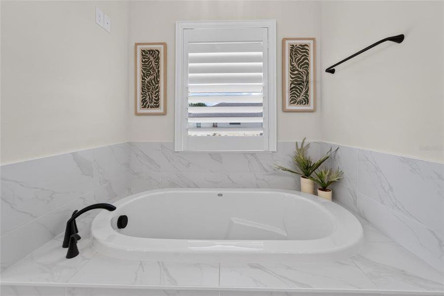 Close-up of interior finishes inside a home in , Lakeland (Image 22). Close-up of interior finishes inside a home in , Lakeland (Image 22).