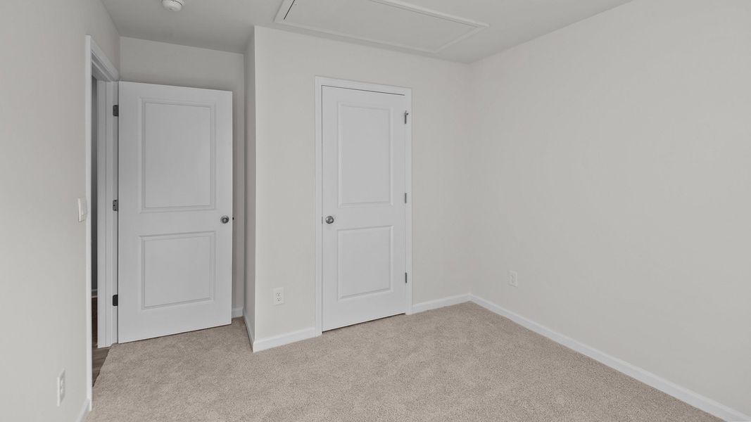 Spacious, unfurnished interior of a new home in Hobbs Farm, Ayden (Image 12). Spacious, unfurnished interior of a new home in Hobbs Farm, Ayden (Image 12).
