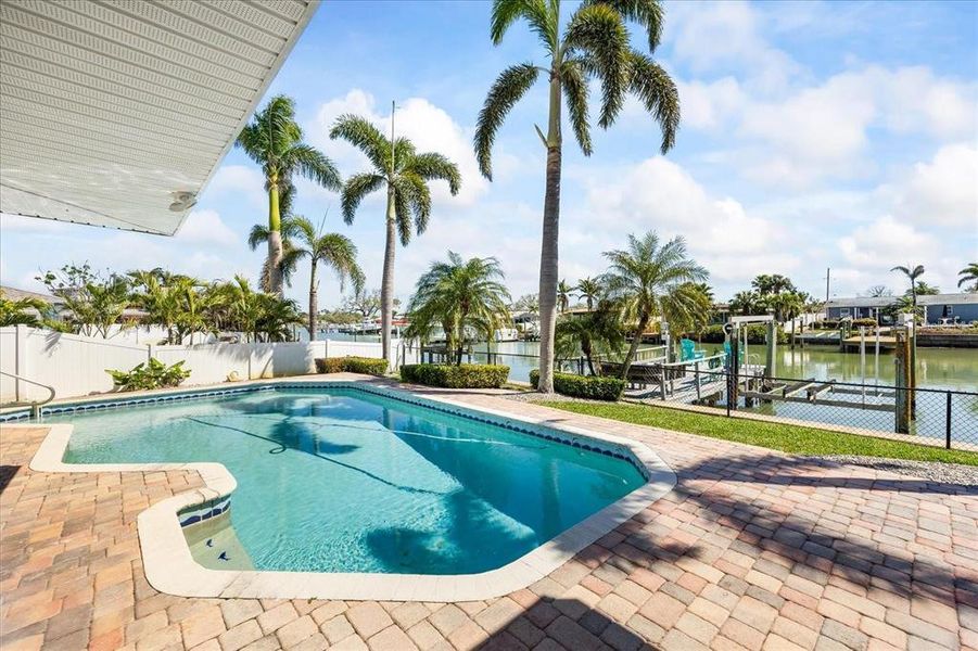 Community amenities in , St. Petersburg (Image 11).