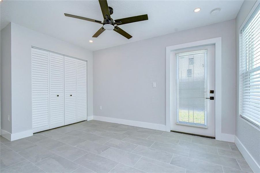 Spacious, unfurnished interior of a new home in , Bradenton (Image 9). Spacious, unfurnished interior of a new home in , Bradenton (Image 9).