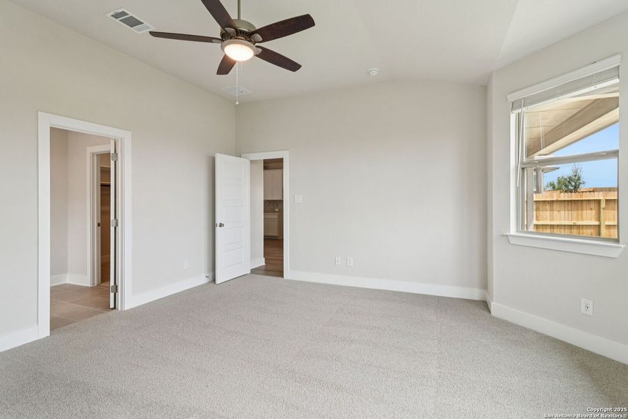 Spacious, unfurnished interior of a new home in , Cibolo (Image 25). Spacious, unfurnished interior of a new home in , Cibolo (Image 25).
