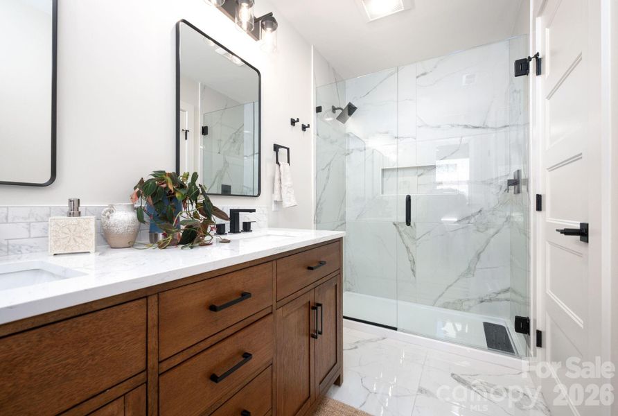 Primary Ensuite Bathroom