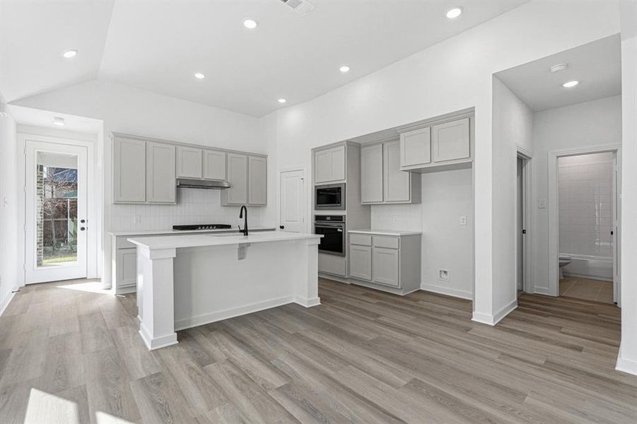 Furnished interior view inside a new home in Creekshaw, Royse City (Image 10).