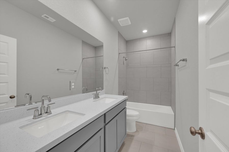 Furnished interior view inside a new home in Summer Place  35', Montgomery (Image 19).